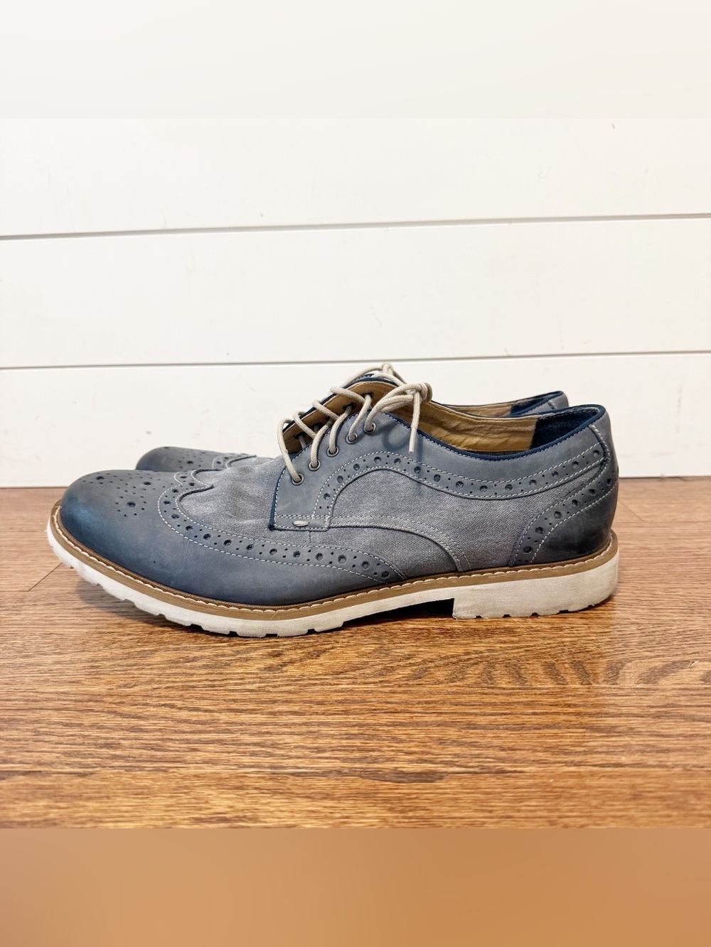 Lucky Brand | Men’s Mealey Navy Leather and Canvas Oxford shoes Size 13
